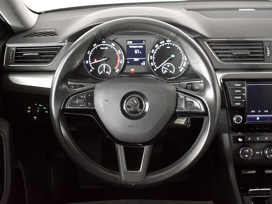 Skoda Superb, 1.4 л, Робот, 2017 фото 2