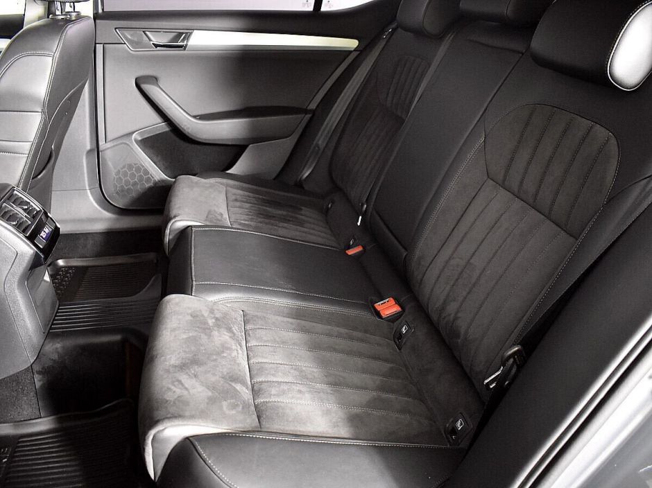 Skoda Superb, 1.4 л, Робот, 2017 фото 1