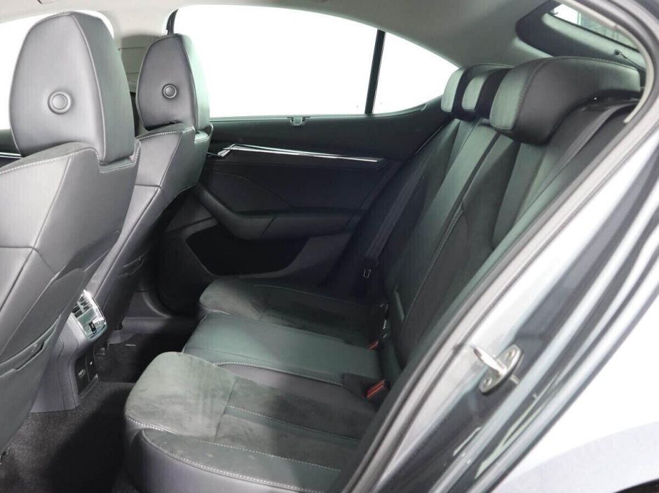 Skoda Octavia, 1.4 л, АТ, 2020 фото 1