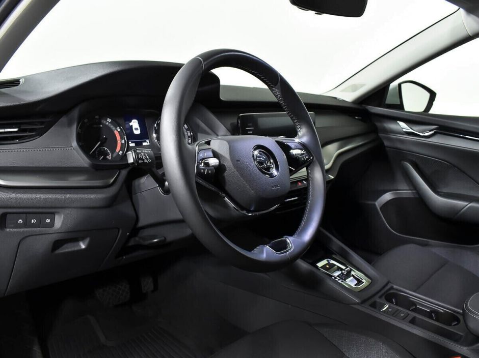 Skoda Octavia, 1.4 л, АТ, 2020 фото 7