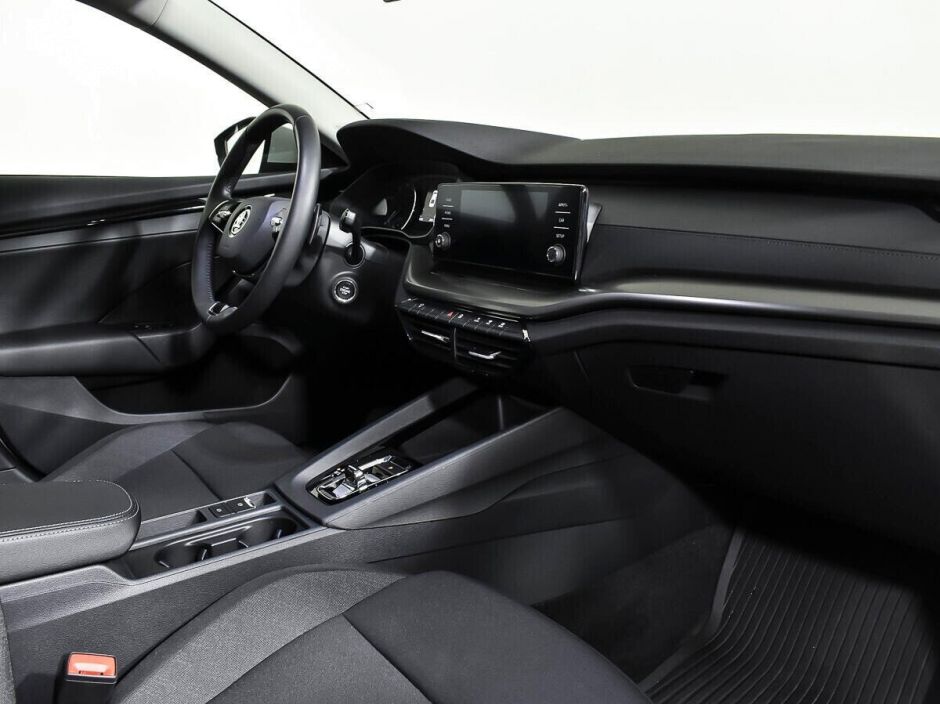 Skoda Octavia, 1.4 л, АТ, 2020 фото 2