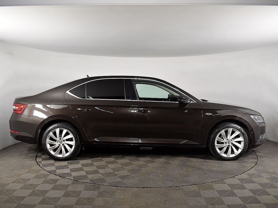 Skoda Superb, 2.0 л, Робот, 2016 фото 8