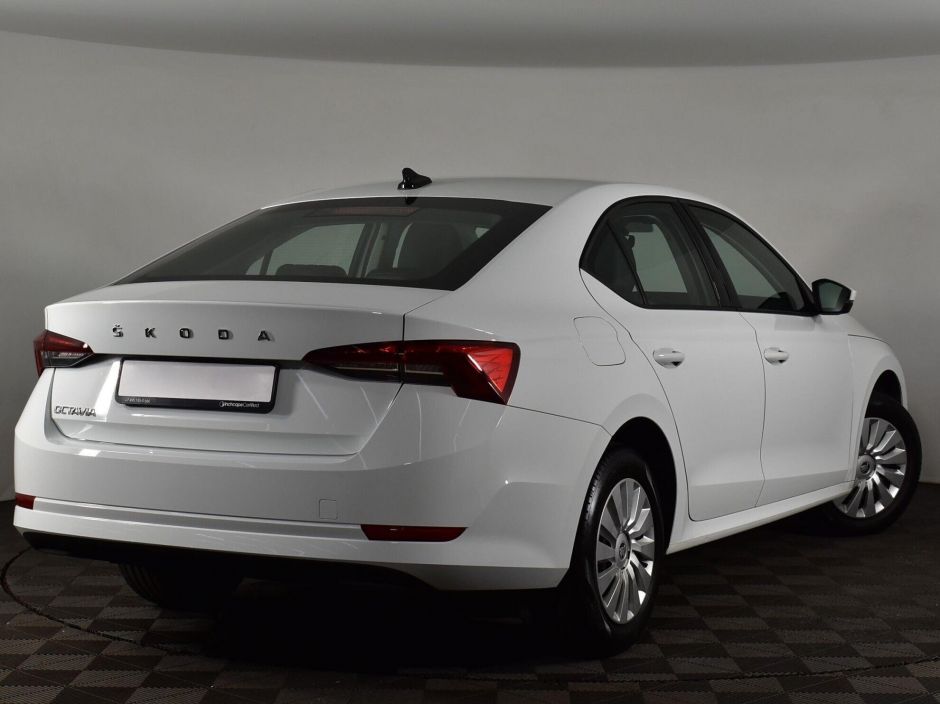 Skoda Octavia, 1.6 л, АТ, 2021 фото 4