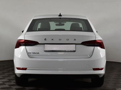 Skoda Octavia, 1.6 л, АКПП, 2021 фото 8