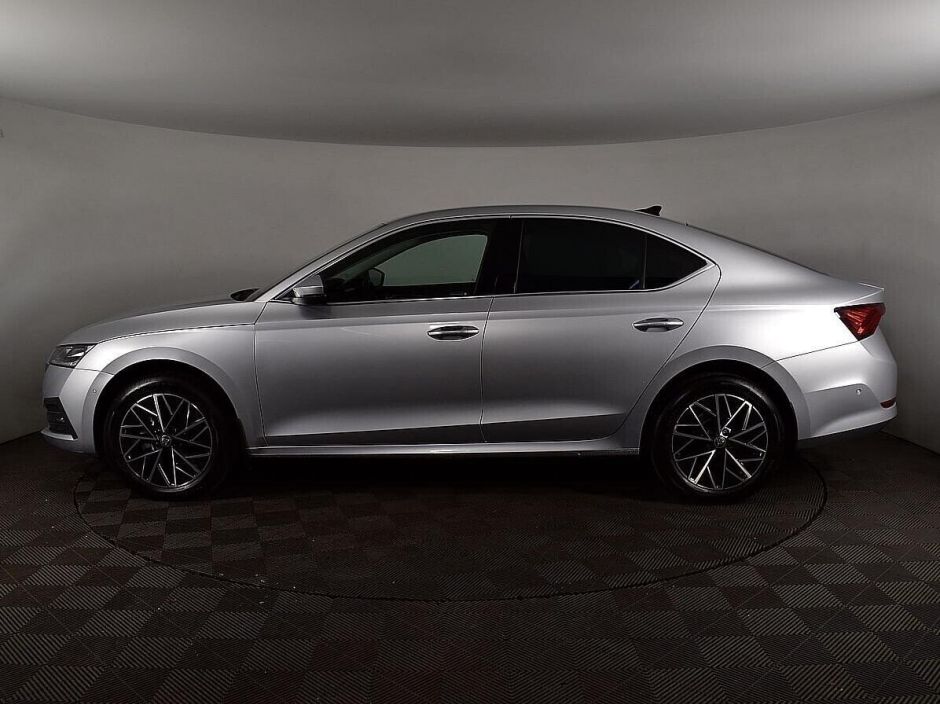 Skoda Octavia, 1.4 л, АТ, 2020 фото 5