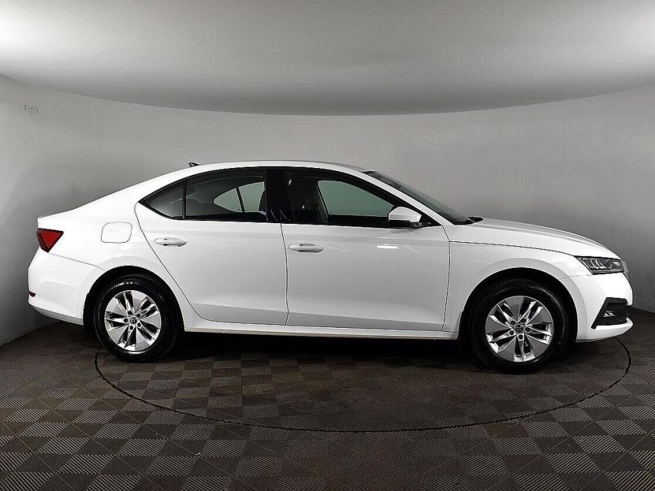 Skoda Octavia, 1.4 л, АТ, 2021 фото 8
