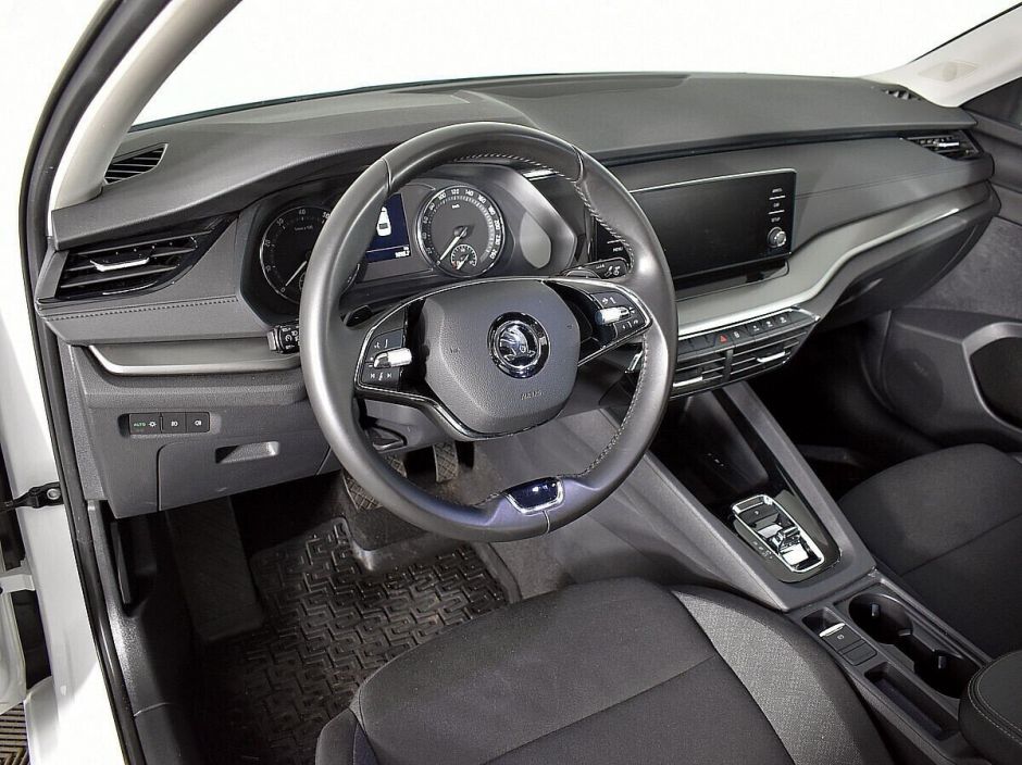 Skoda Octavia, 1.4 л, АТ, 2021 фото 10