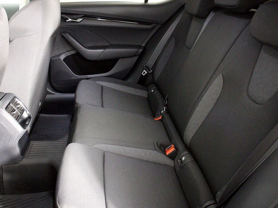 Skoda Octavia, 1.4 л, МТ, 2020 фото 1