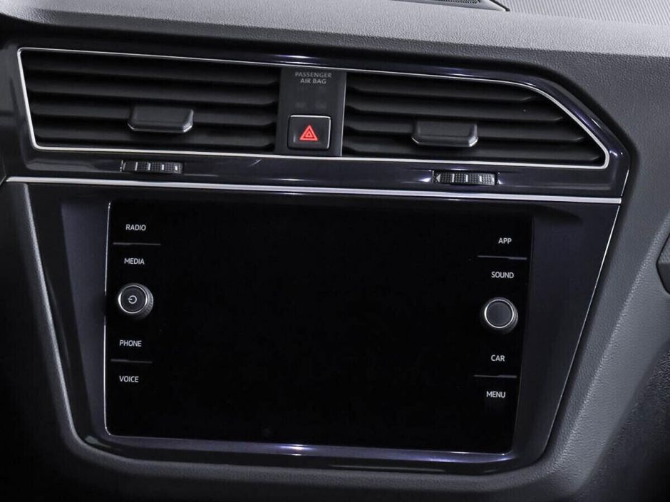 Volkswagen Tiguan, 2.0 л, Робот, 2018 фото 12