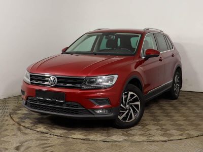 Volkswagen Tiguan, 2.0 л, РКПП, 2018 фото 3