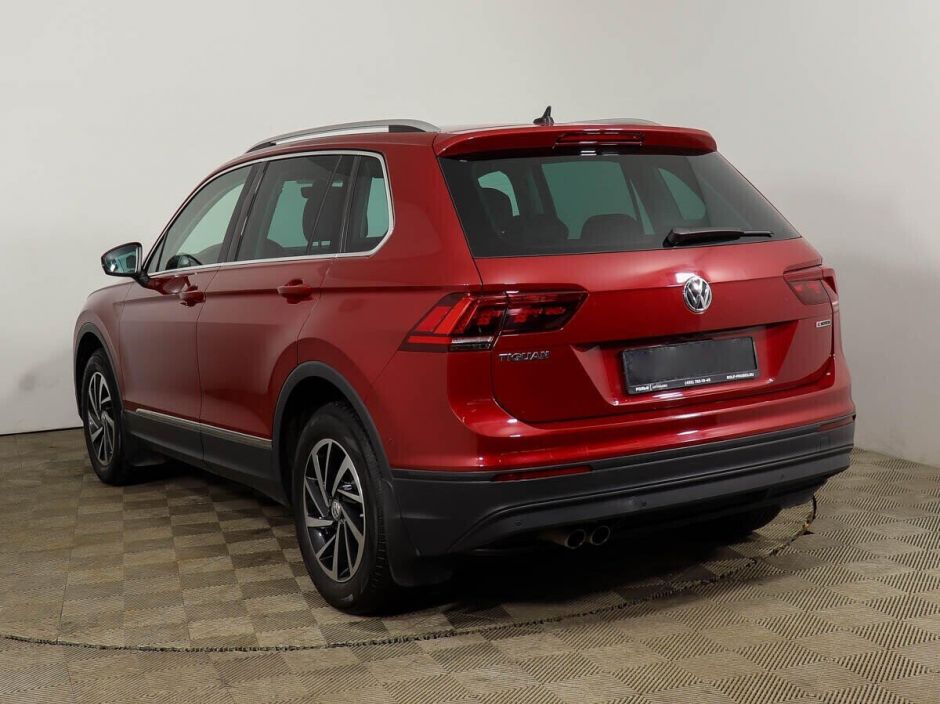 Volkswagen Tiguan, 2.0 л, Робот, 2018 фото 6