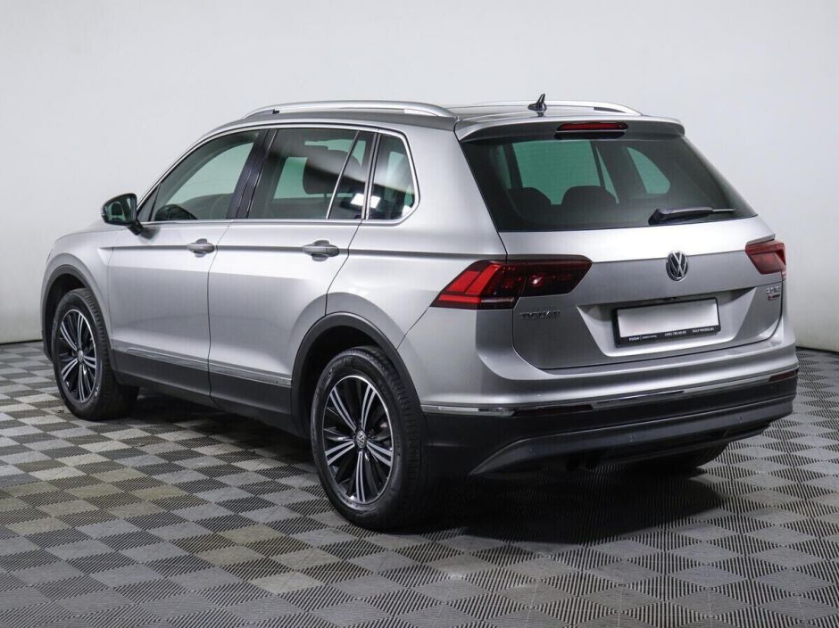 Volkswagen Tiguan, 2.0 л, Робот, 2017 фото 6