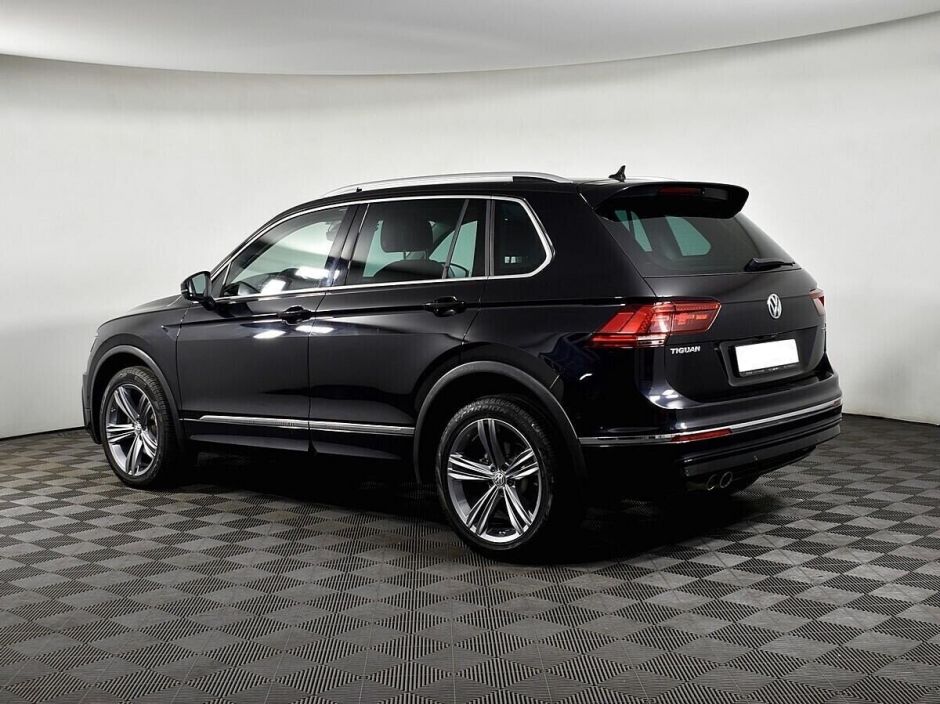 Volkswagen Tiguan, 2.0 л, Робот, 2019 фото 6