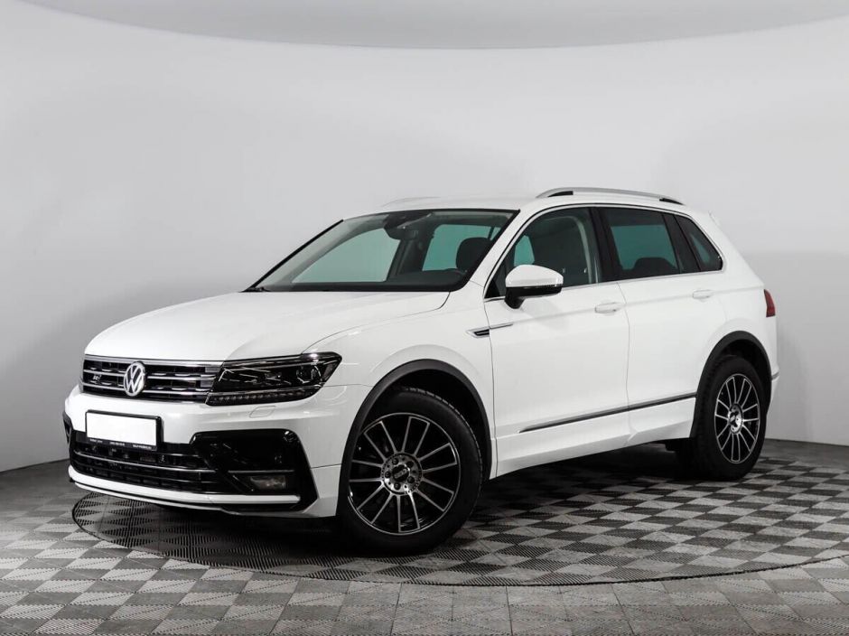 Volkswagen Tiguan, 2.0 л, Робот, 2020 фото 3