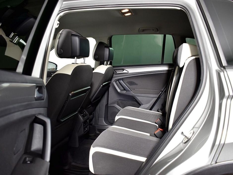 Volkswagen Tiguan, 2.0 л, Робот, 2019 фото 1