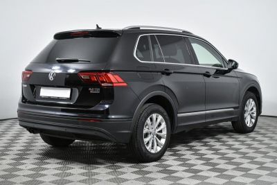 Volkswagen Tiguan, 2.0 л, РКПП, 2018 фото 4