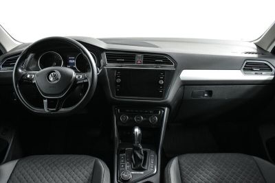 Volkswagen Tiguan, 2.0 л, РКПП, 2018 фото 8