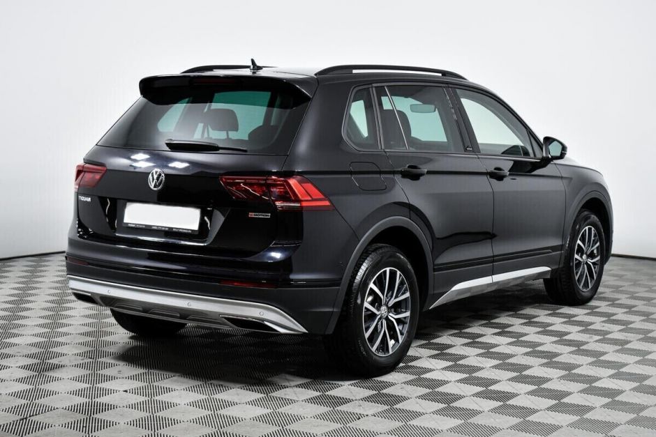Volkswagen Tiguan, 2.0 л, Робот, 2020 фото 4