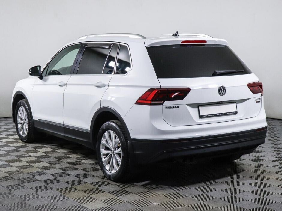 Volkswagen Tiguan, 2.0 л, Робот, 2018 фото 6