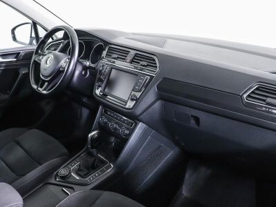 Volkswagen Tiguan, 2.0 л, РКПП, 2018 фото 2