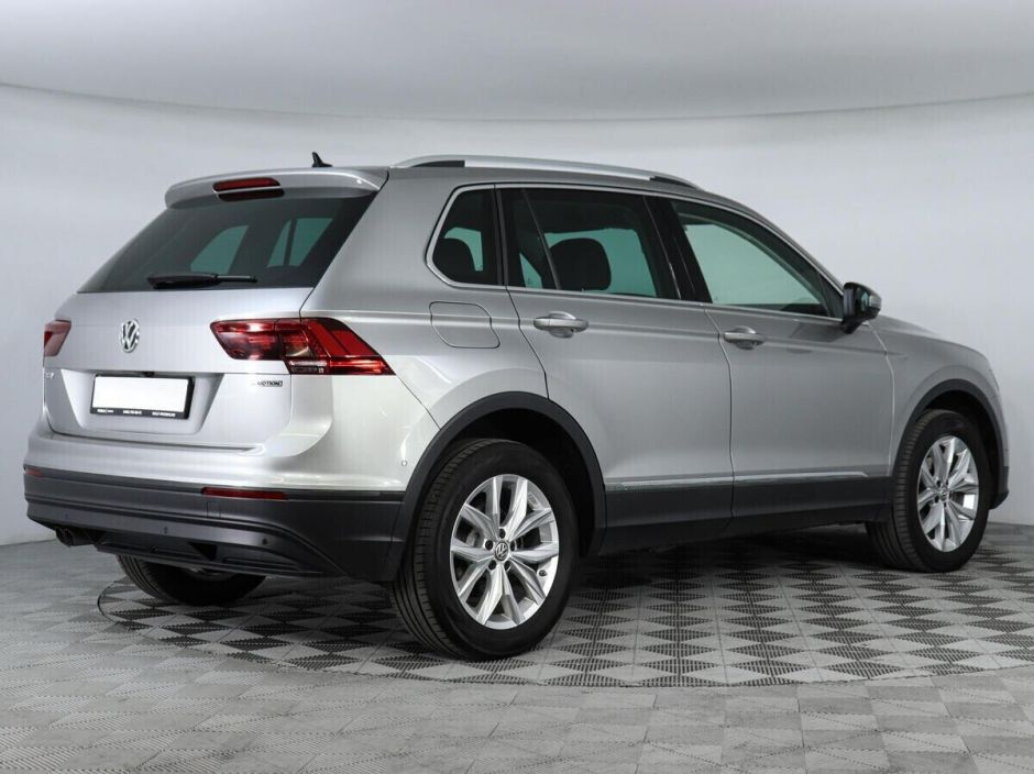 Volkswagen Tiguan, 2.0 л, Робот, 2017 фото 4