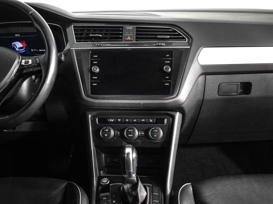 Volkswagen Tiguan, 2.0 л, Робот, 2016 фото 7
