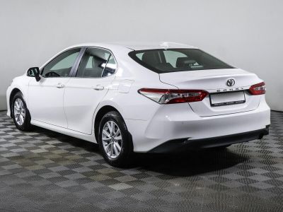 Toyota Camry, 2.0 л, АКПП, 2018 фото 6