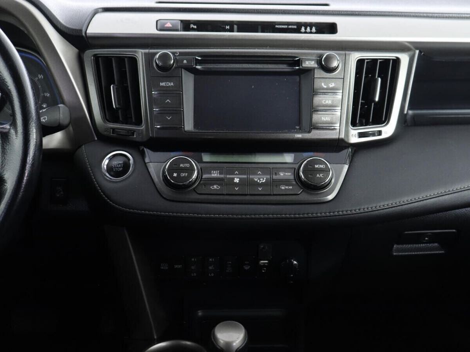 Toyota RAV4, 2.2 л, АТ, 2015 фото 1