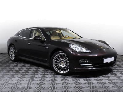 Porsche Panamera, 4.8 л, РКПП, 2011 фото 5