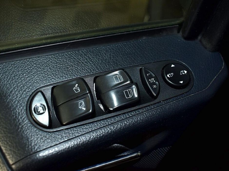 Mercedes-Benz Viano, 3.5 л, АТ, 2011 фото 13