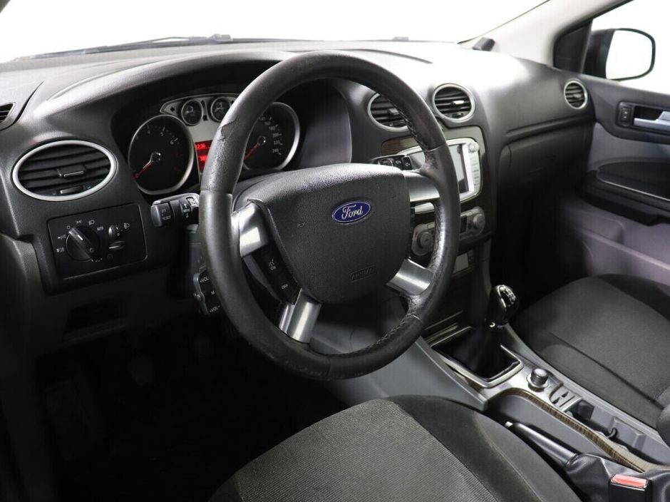 Ford Focus, 1.8 л, МТ, 2008 фото 2