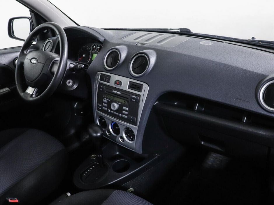 Ford Fusion, 1.6 л, АТ, 2011 фото 11