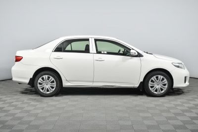 Toyota Corolla, 1.6 л, АКПП, 2011 фото 6