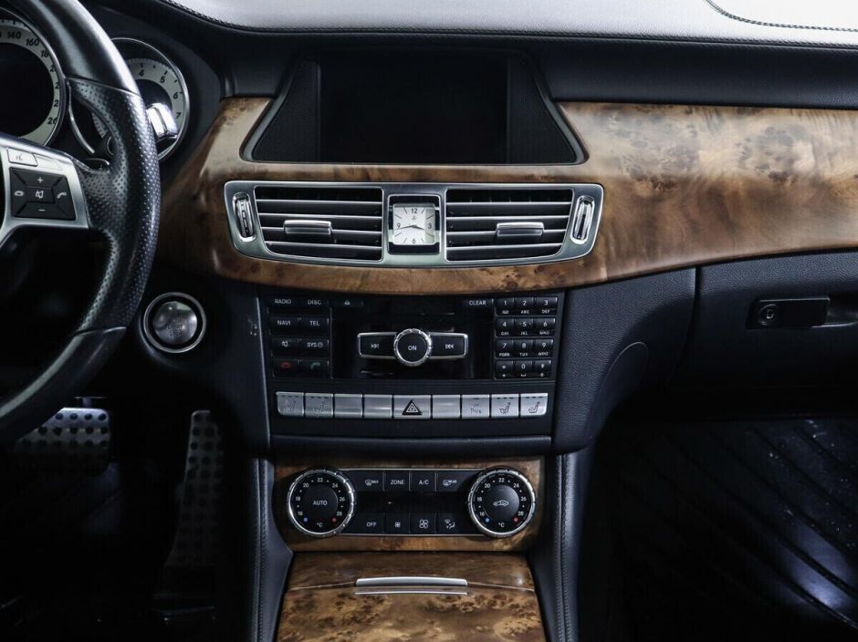Mercedes-Benz CLS, 3.5 л, АТ, 2012 фото 9