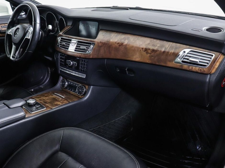 Mercedes-Benz CLS, 3.5 л, АТ, 2012 фото 2
