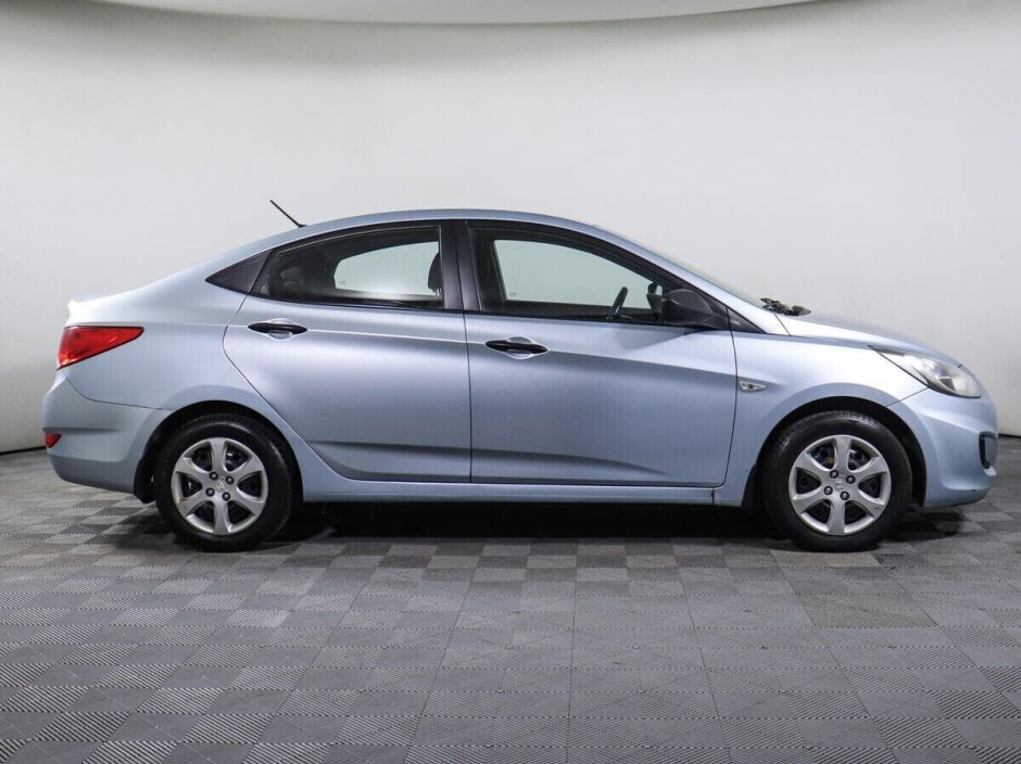 Hyundai Solaris, 1.4 л, МТ, 2012 фото 6