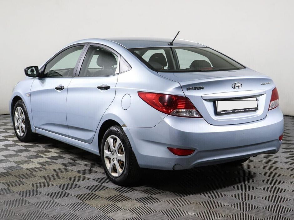 Hyundai Solaris, 1.4 л, МТ, 2012 фото 9
