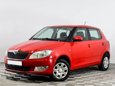 Skoda Fabia, 1.4 л, МКПП, 2013 фото 3