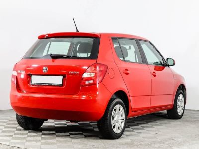 Skoda Fabia, 1.4 л, МКПП, 2013 фото 7