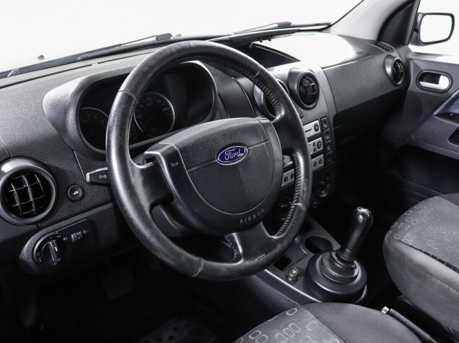 Ford Fusion, 1.4 л, Робот, 2005 фото 1