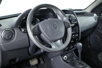 Renault Duster, 2.0 л, АКПП, 2016 фото 17