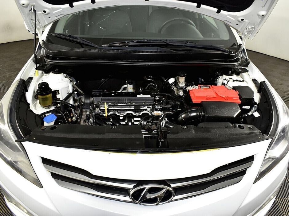 Hyundai Solaris, 1.4 л, МТ, 2016 фото 11