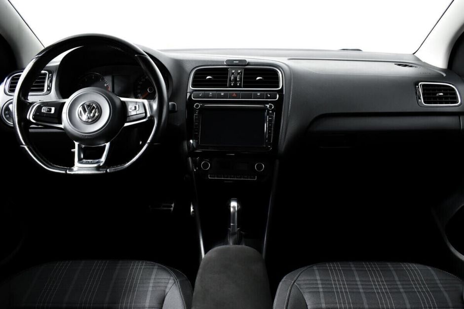 Volkswagen Polo, 1.4 л, Робот, 2017 фото 13
