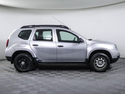 Renault Duster, 1.6 л, МКПП, 2017 фото 6