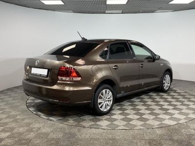 Volkswagen Polo, 1.6 л, МКПП, 2017 фото 7