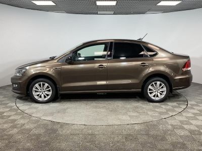 Volkswagen Polo, 1.6 л, МКПП, 2017 фото 10