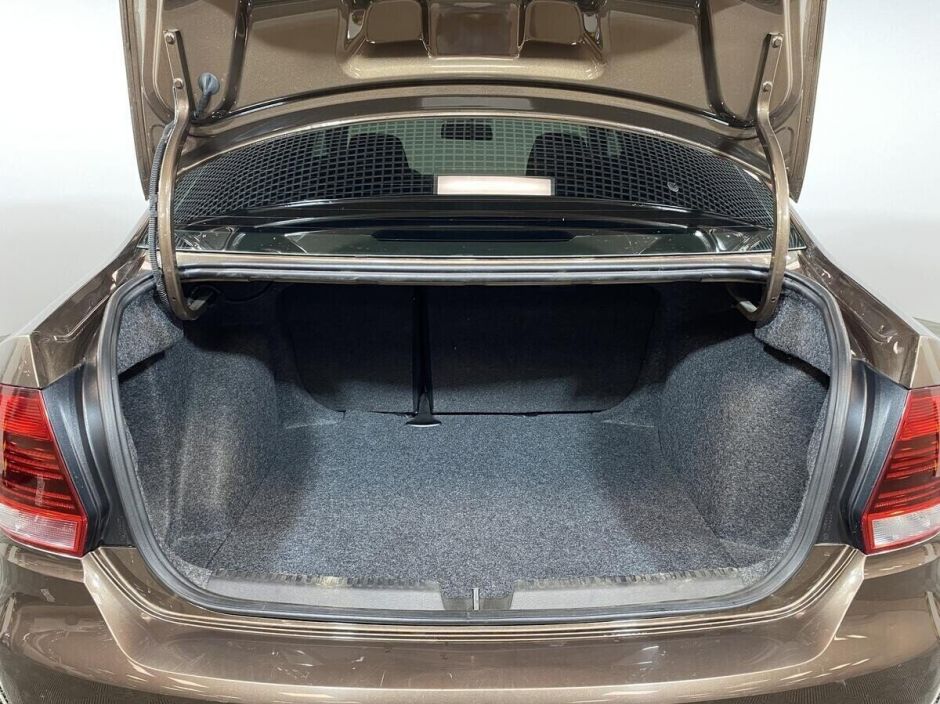 Volkswagen Polo, 1.6 л, МТ, 2017 фото 17