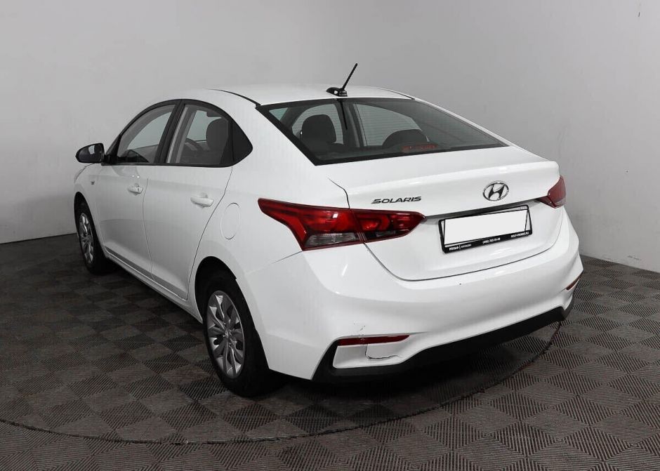 Hyundai Solaris, 1.4 л, МТ, 2018 фото 4