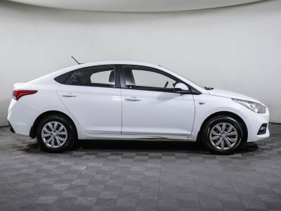 Hyundai Solaris, 1.4 л, АКПП, 2018 фото 6