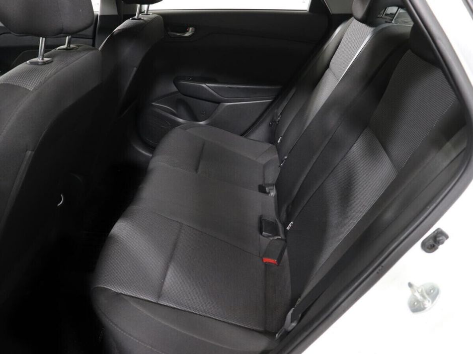 Hyundai Solaris, 1.4 л, АТ, 2018 фото 12